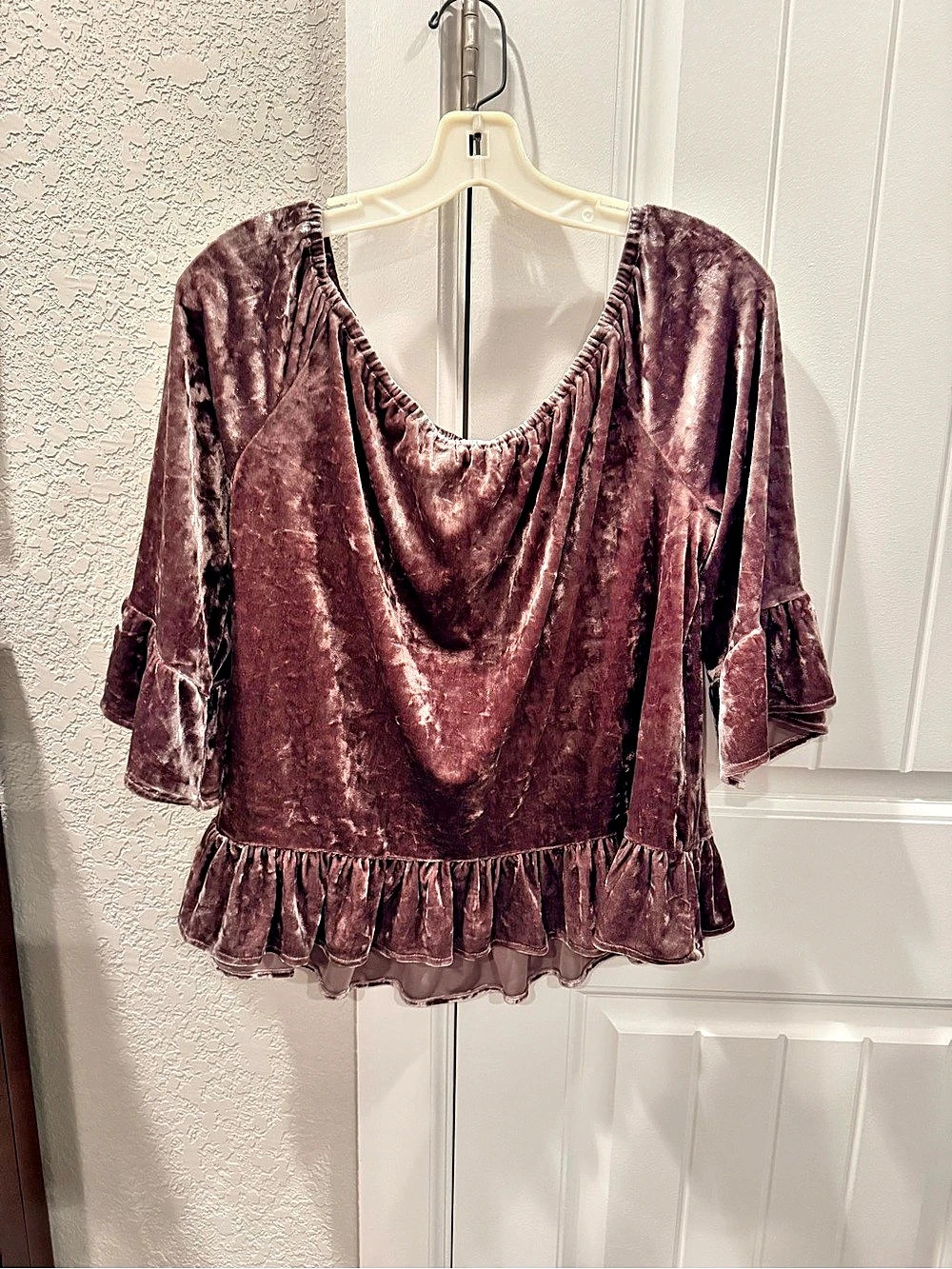 Sanctuary Julia Crushed Velvet Ruffle Top